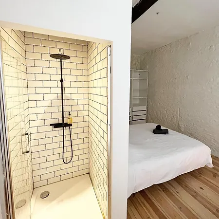 New Spacious Boutique Apartment's In The Center Of *