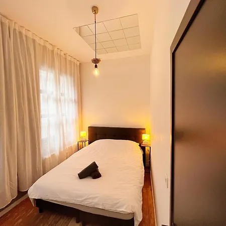 New Spacious Boutique Apartment's In The Center Of *